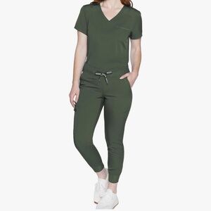 Med Couture Jogger Scrub Set | Size Small